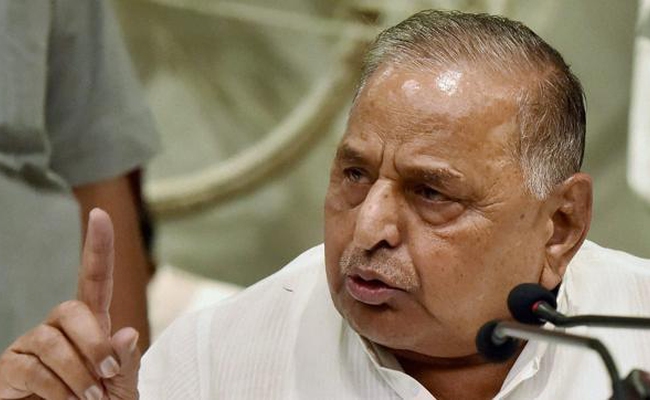 mulayamsinghyadavcallsanemergencyconventiononjan5
